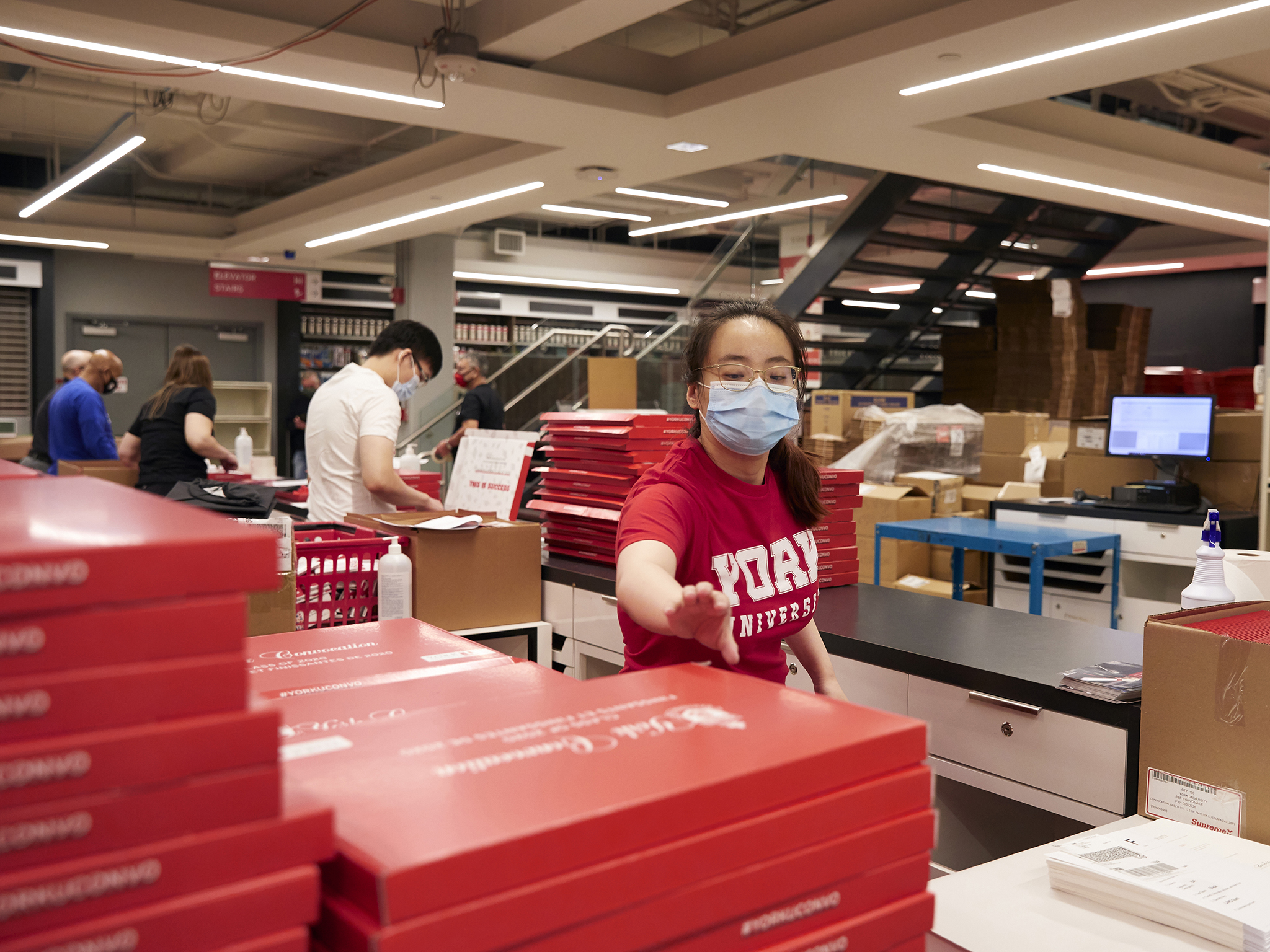 Thinking Inside the Box - The York University Magazine : The York